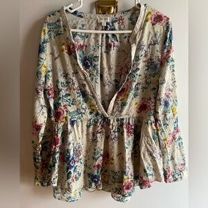 Umgee Women’s Long Sleeve Tan Floral Blouse -Size Medium